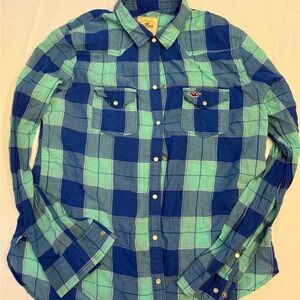 Hollister Blue & Mint Plaid Long-Sleeve Button-Down Shirt